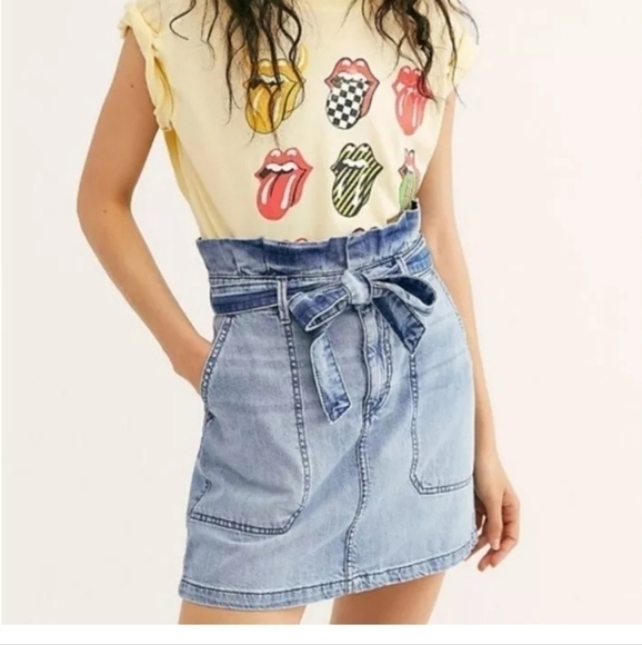 Free People Splendor In The Grass Paper Bag Tie Denim Mini Skirt, sz 2 - Picture 3 of 11